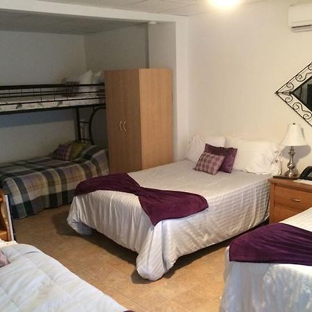 Trois-Rivières Auberge Familiale La Veranda מראה חיצוני תמונה